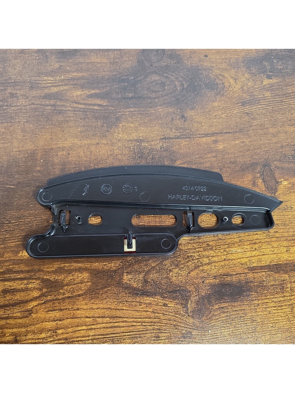 2019 Harley Sportster Right Rear Fender Reflector Plate OEM 43140922